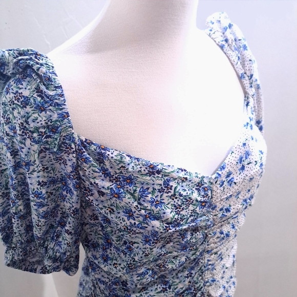 Stradivarius| Floral Ruched Women's mini dress blocked colors - Picture 2 of 9